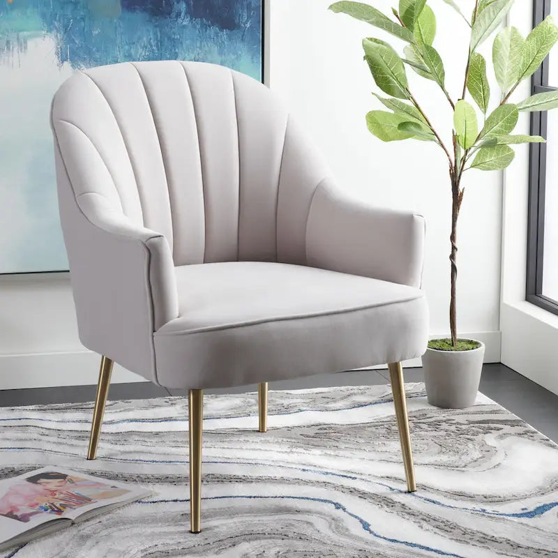 SAFAVIEH Suzanna Accent Chair